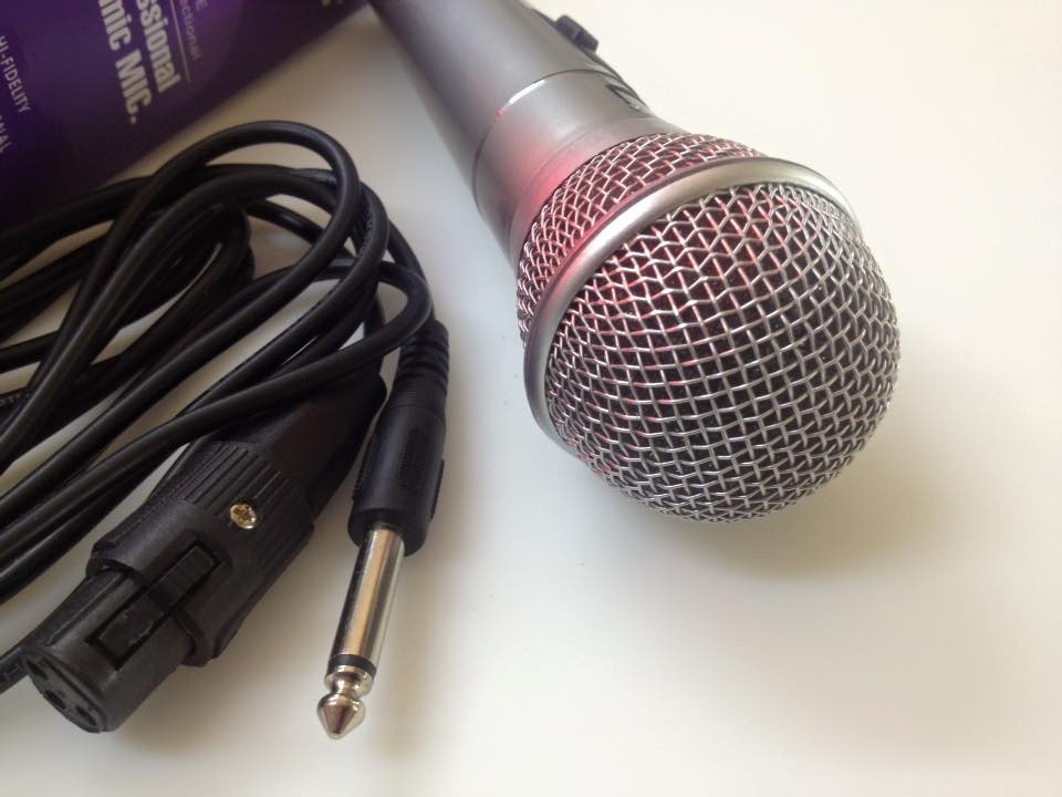 mikrofon kablovy    15 eur
