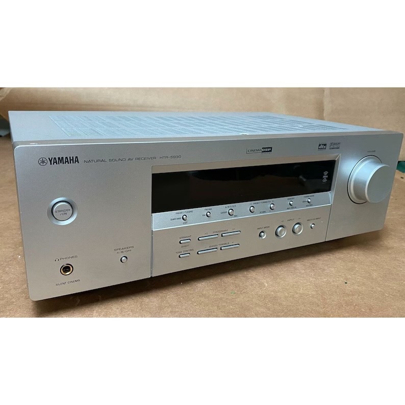 Yamaha HTR-5930