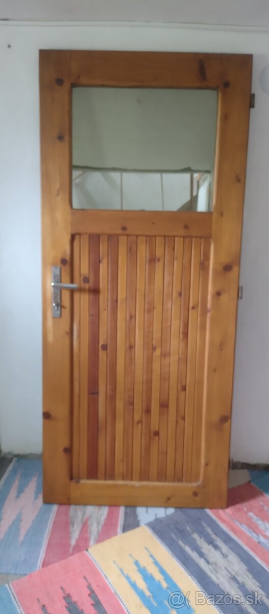 Masívne dvere