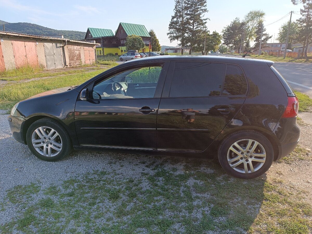 Predám Golf V 1,6i s LPG