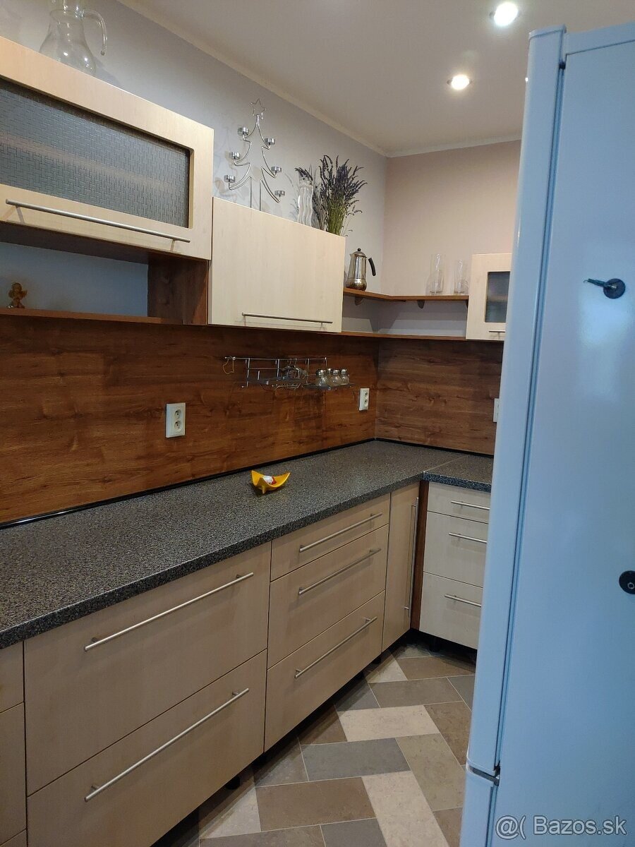 1,5 IZBOVÝ BYT, 40M2,GUDERNOVA, KOŠICE-TERASA