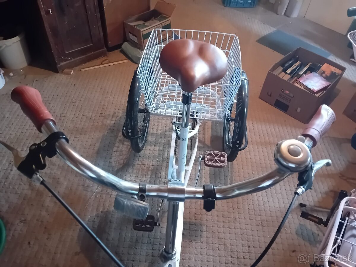 Bicykel -trojkolka