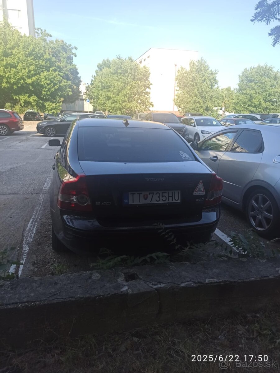 Volvo S40