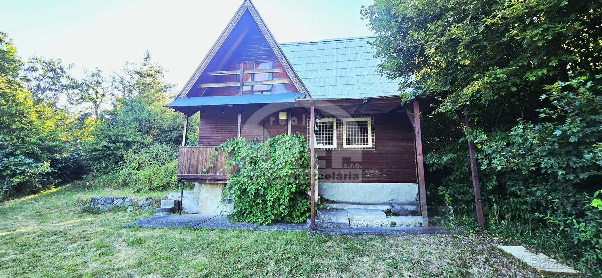 Rekreačná chata v malebnom prostredí nad obcou Kaluža