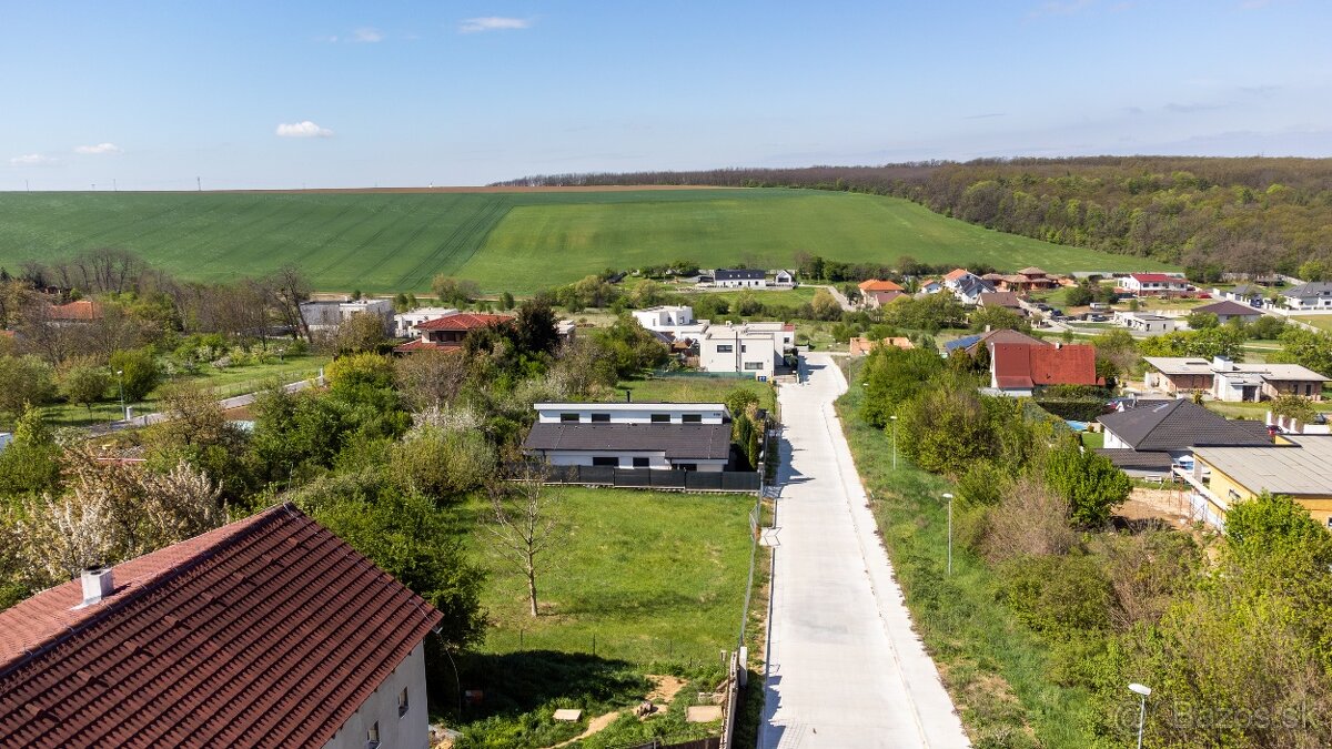 PNORF–Multifunkčný st. pozemok so šírkou 38 m, 914 m2, Šúdol