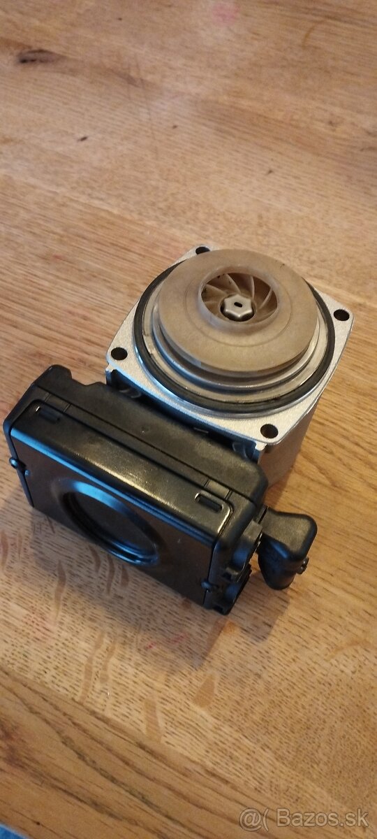 nové čerpadlo BOSCH UPM2 15-70 na plynový kotol Junker