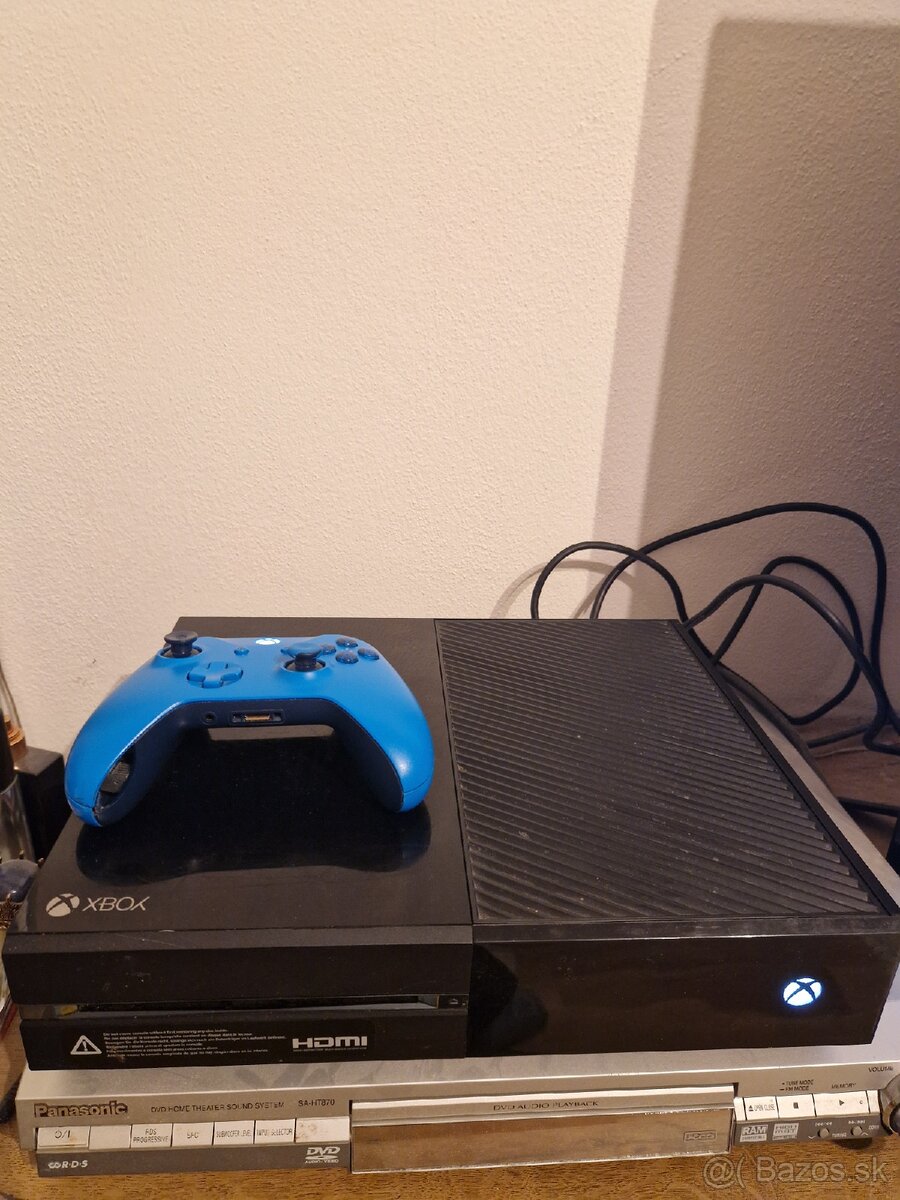Predám Xbox One 500GB