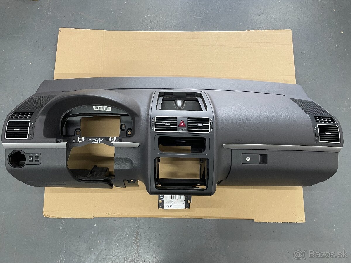 vw touran palubovka