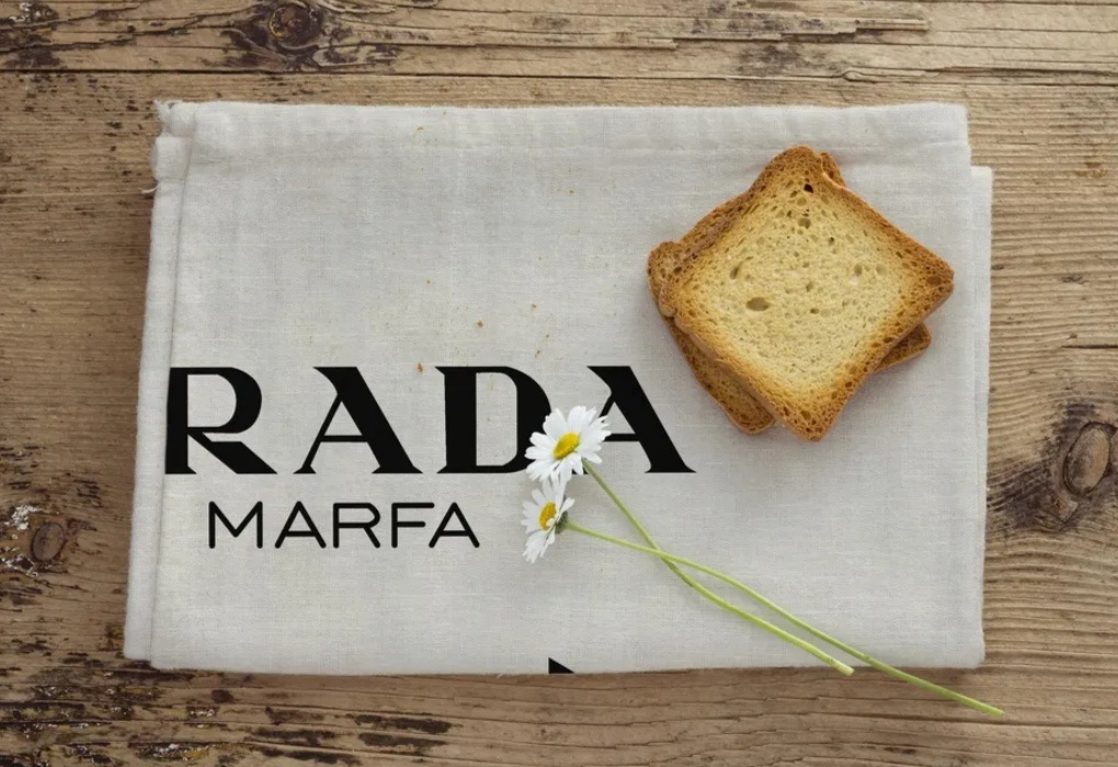PRADA Prestieranie podložka obrúsok