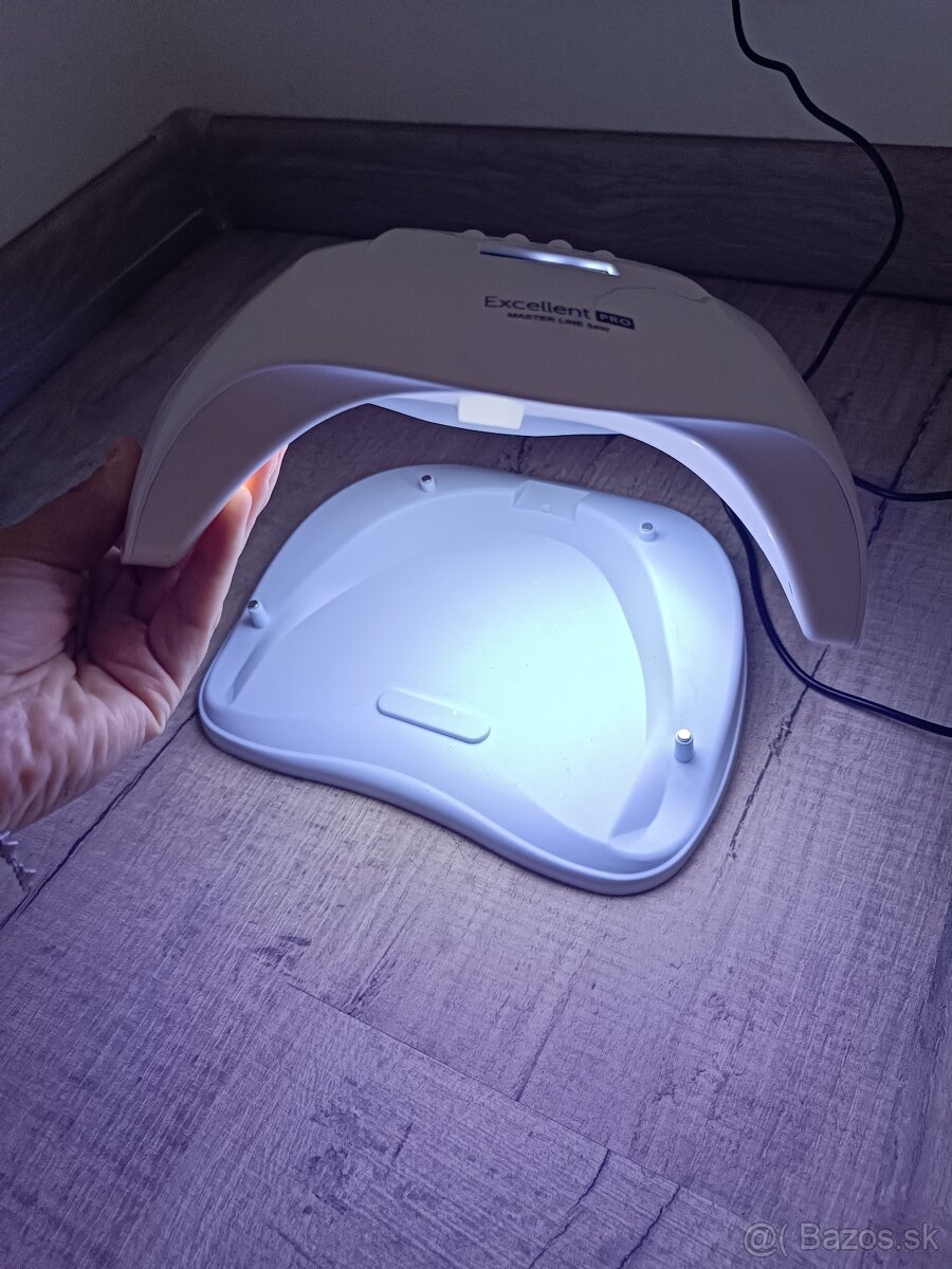 Stôl s uv/led lampu Excellent pro 54w