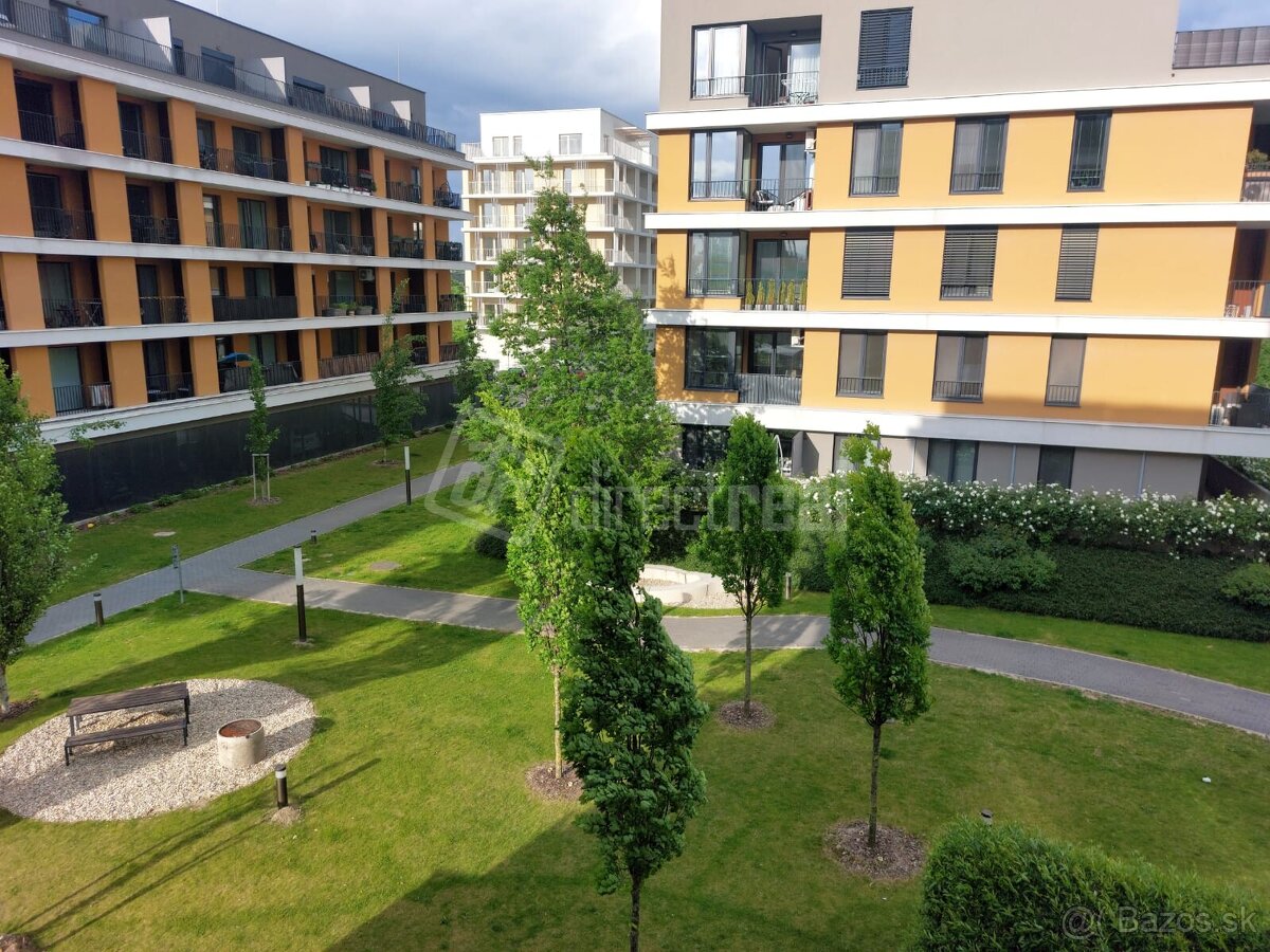 Z pera architekta dizajnový 1 izb byt s lódžiou, parko…