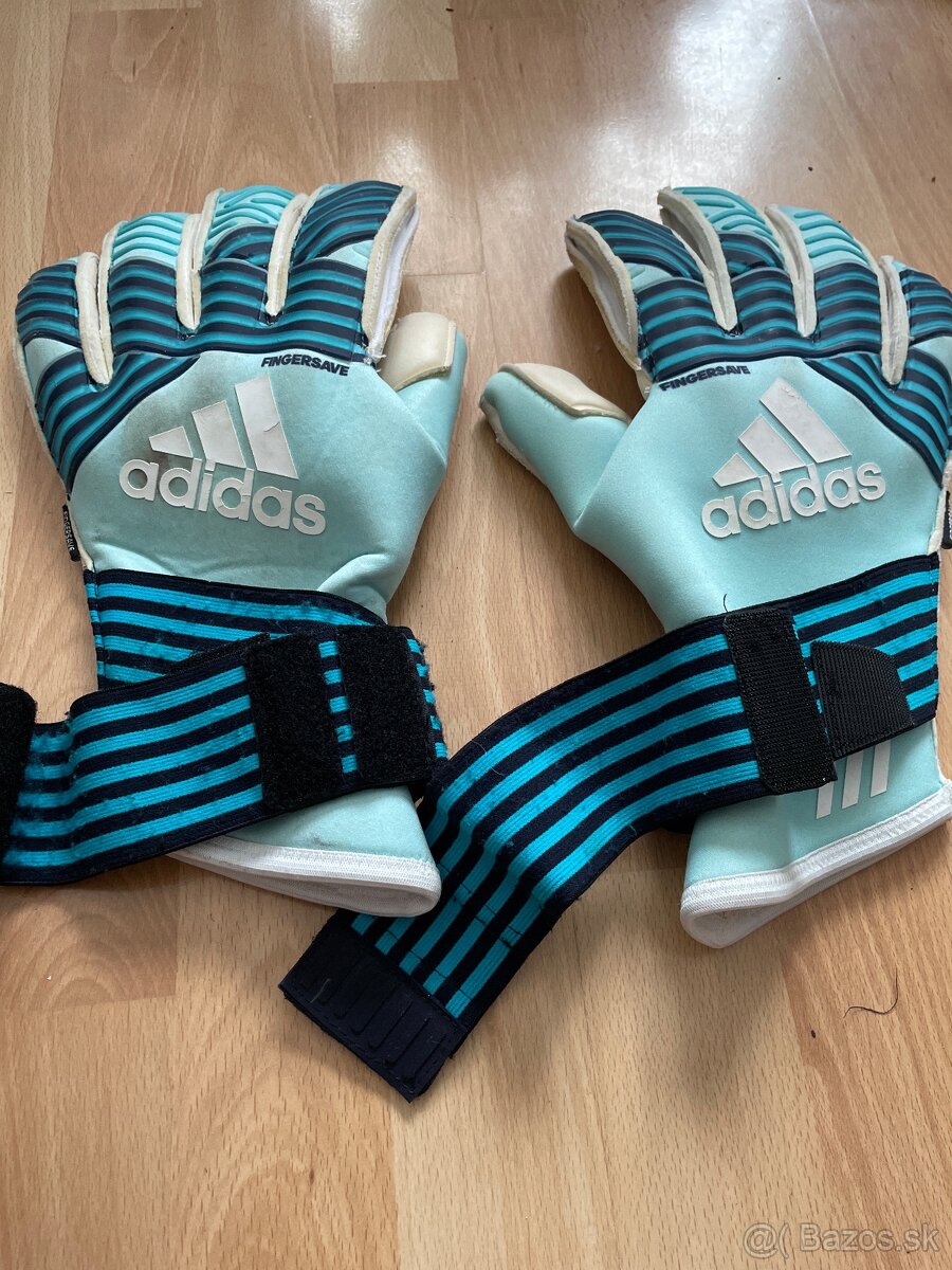 Brankárske rukavice Adidas