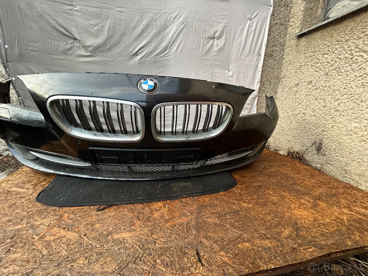 Bmw f10 f11 predny naraznik