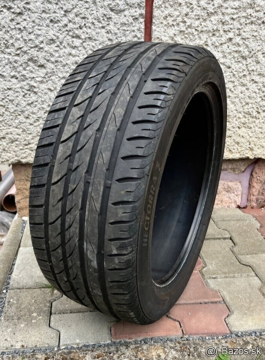 Predam letnu pneumatiku 225/40 r18 Matador