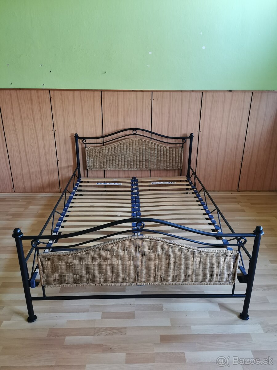 Štýlová manželská posteľ 160x200