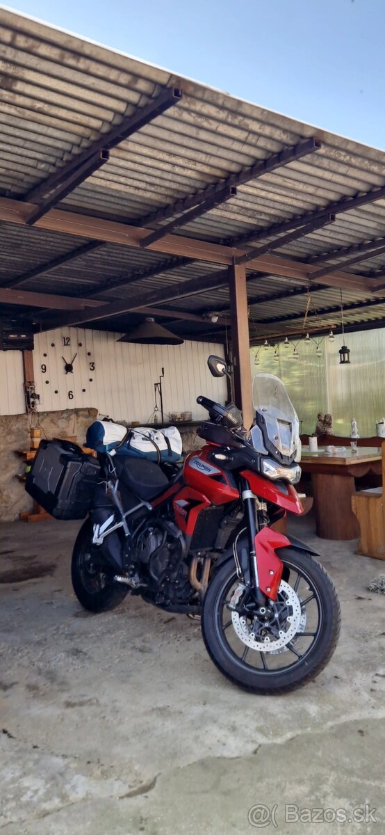 Triumph tiger 900 gt