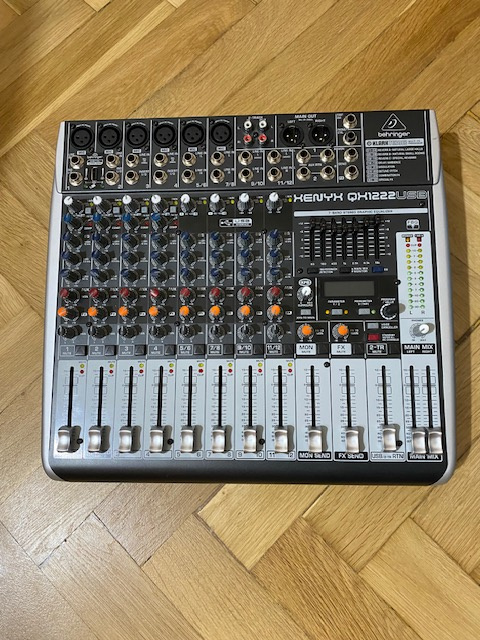 Mixpult Behringer XENYX QX1222USB