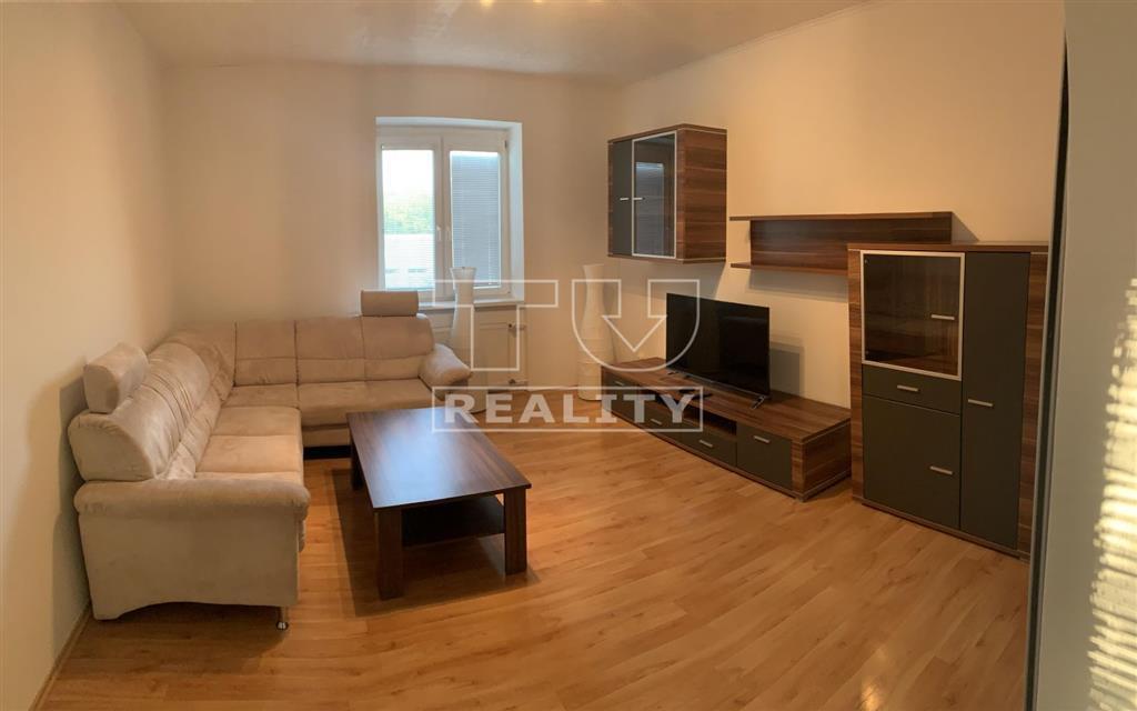 Priestranný 2-izbový byt v tichej lokalite - Nové mesto...