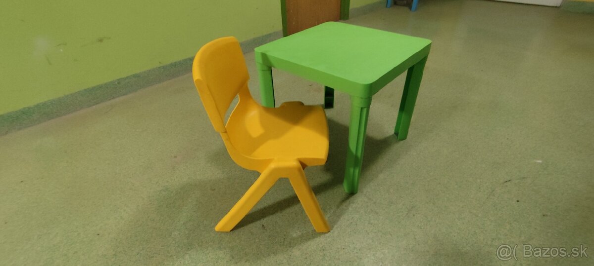 Detská stolička+stolík