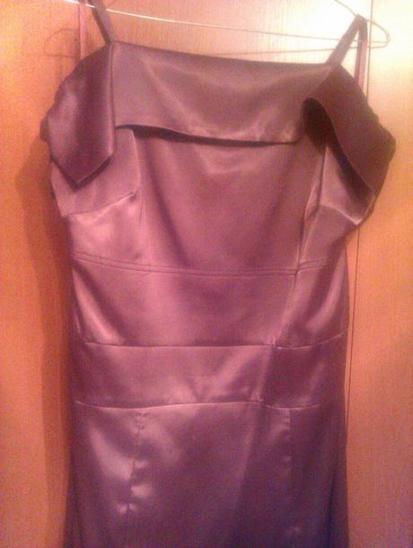 Spoločenské dlhé šaty