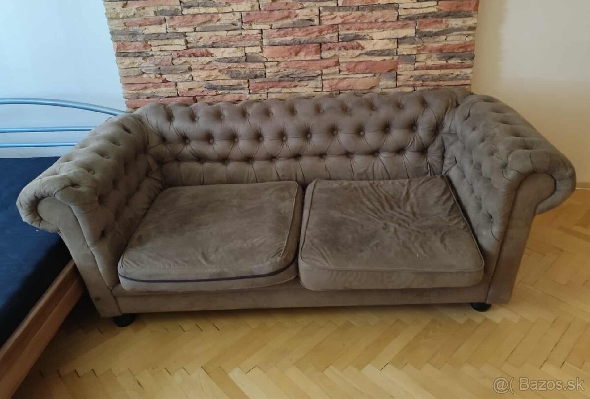 Predám sedačku (nie je rozkladacia)