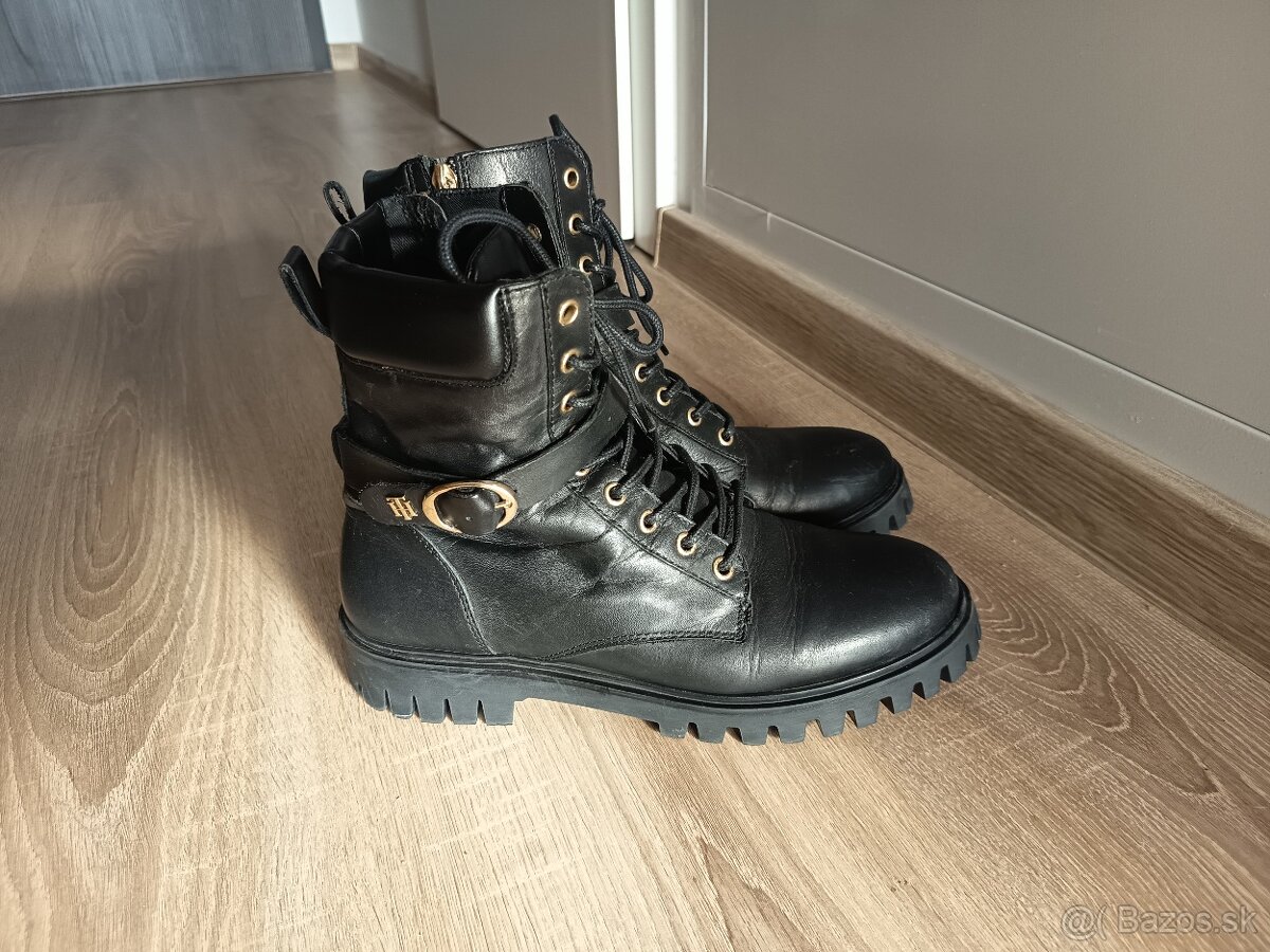 Dámske čižmy Tommy Hilfiger 39
