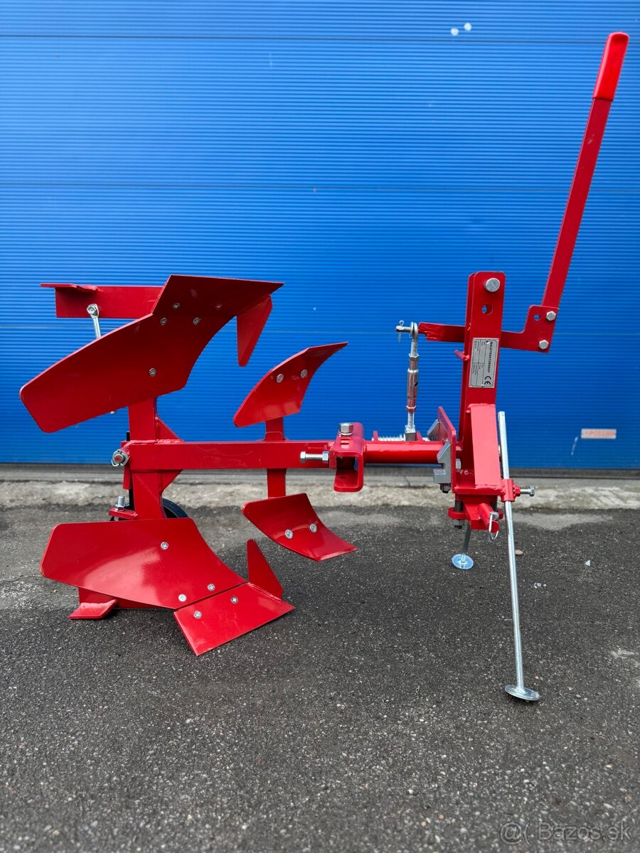 Pluh obracák LR104 za traktor - úplne nový