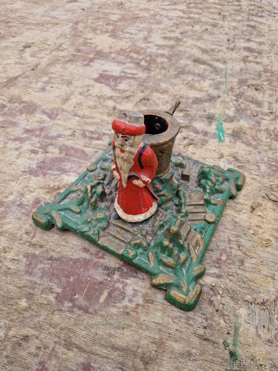 Stojan liatinový na stromček