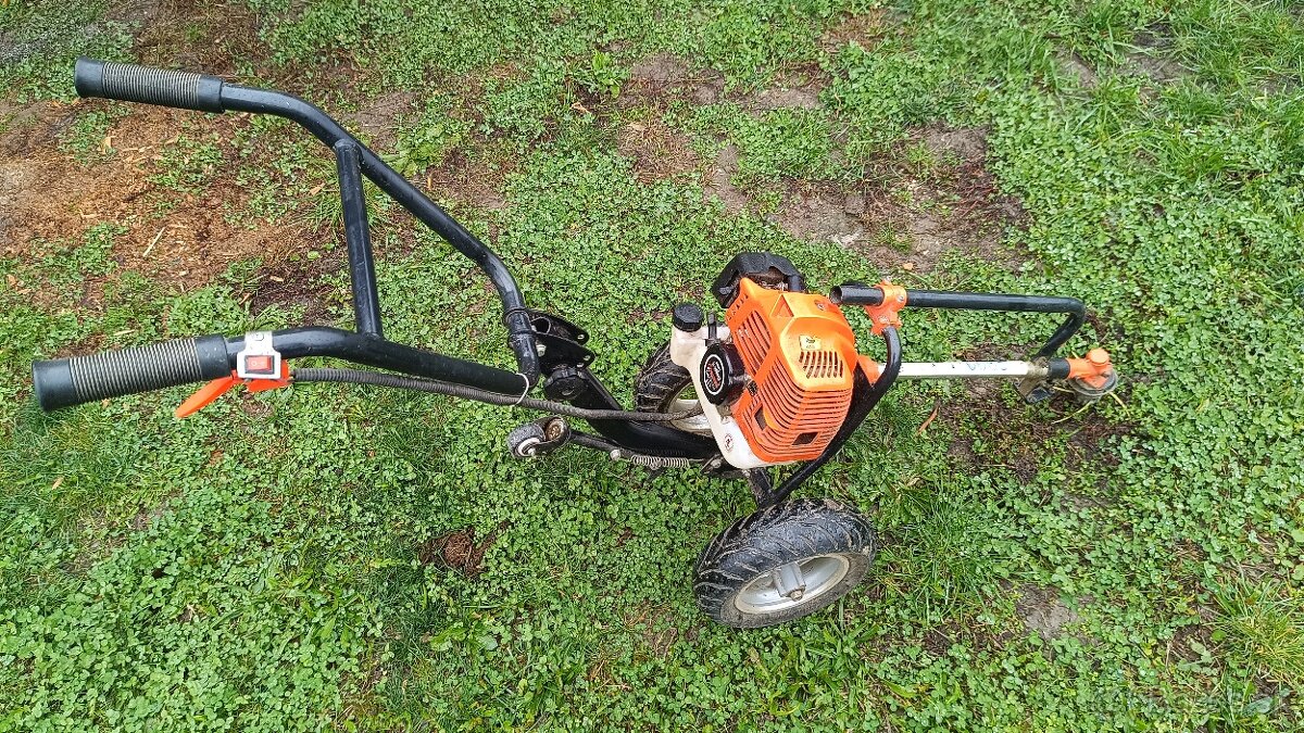 Krovinorez pojazdny,