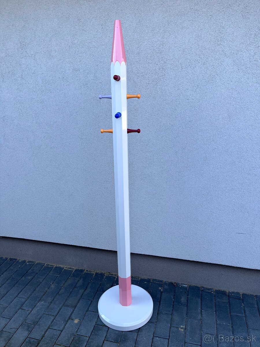 Vešiaky na oblečenie