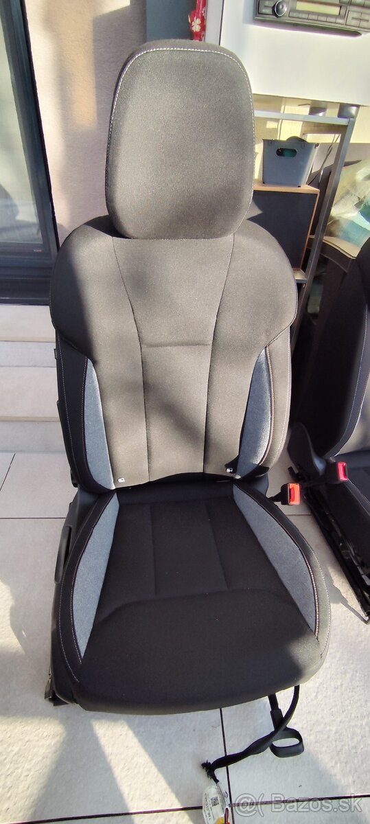 Interiér Kamiq 2024 Facelift (Scala)– sedačky + tapacíry