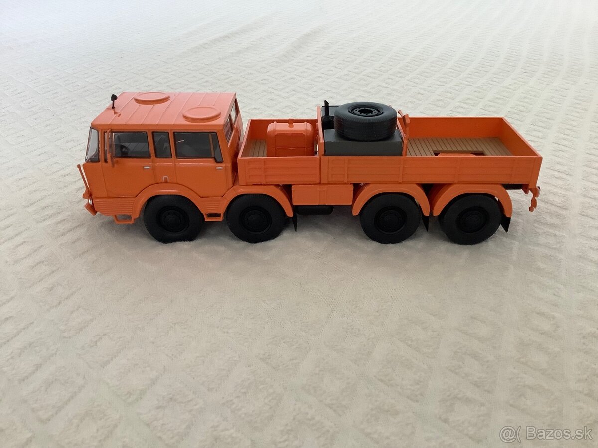 1:43 Tatra 813 8x8
