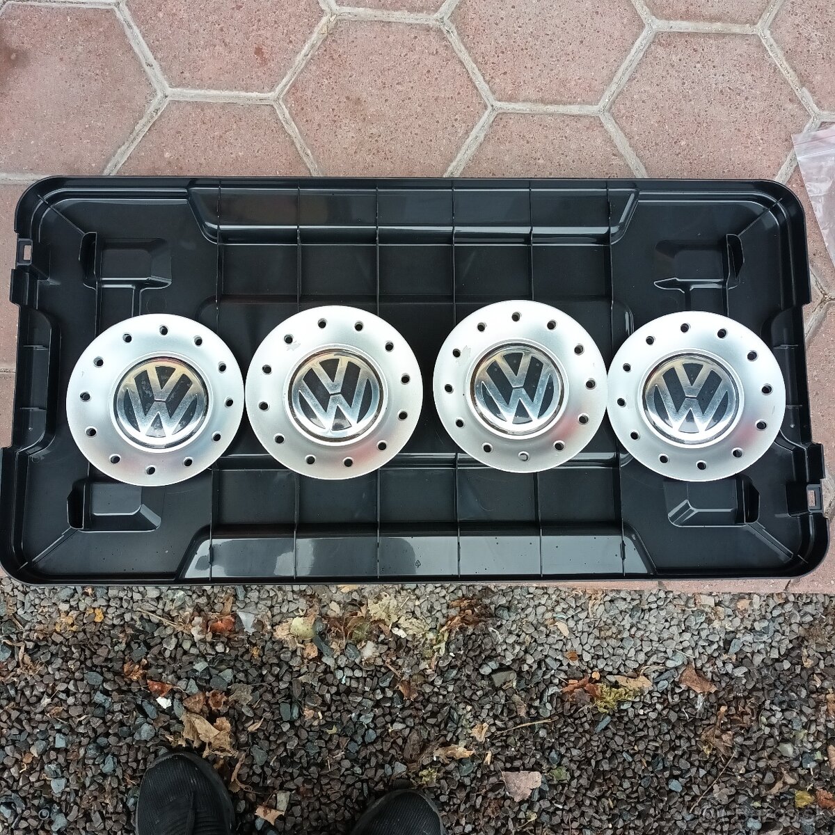 Predám stredové krytky VW 1J0601149G