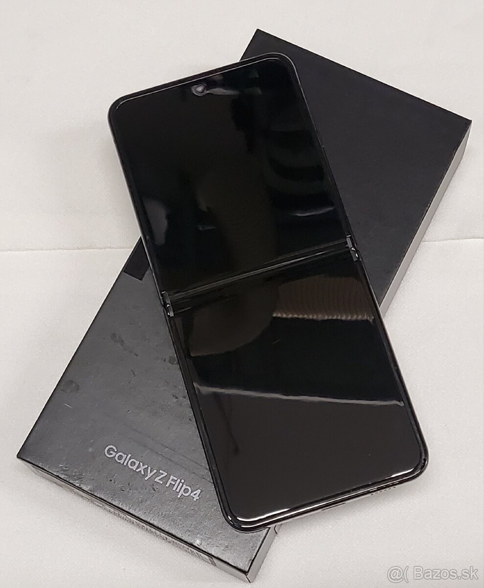 Samsung Galaxy Z Flip 4