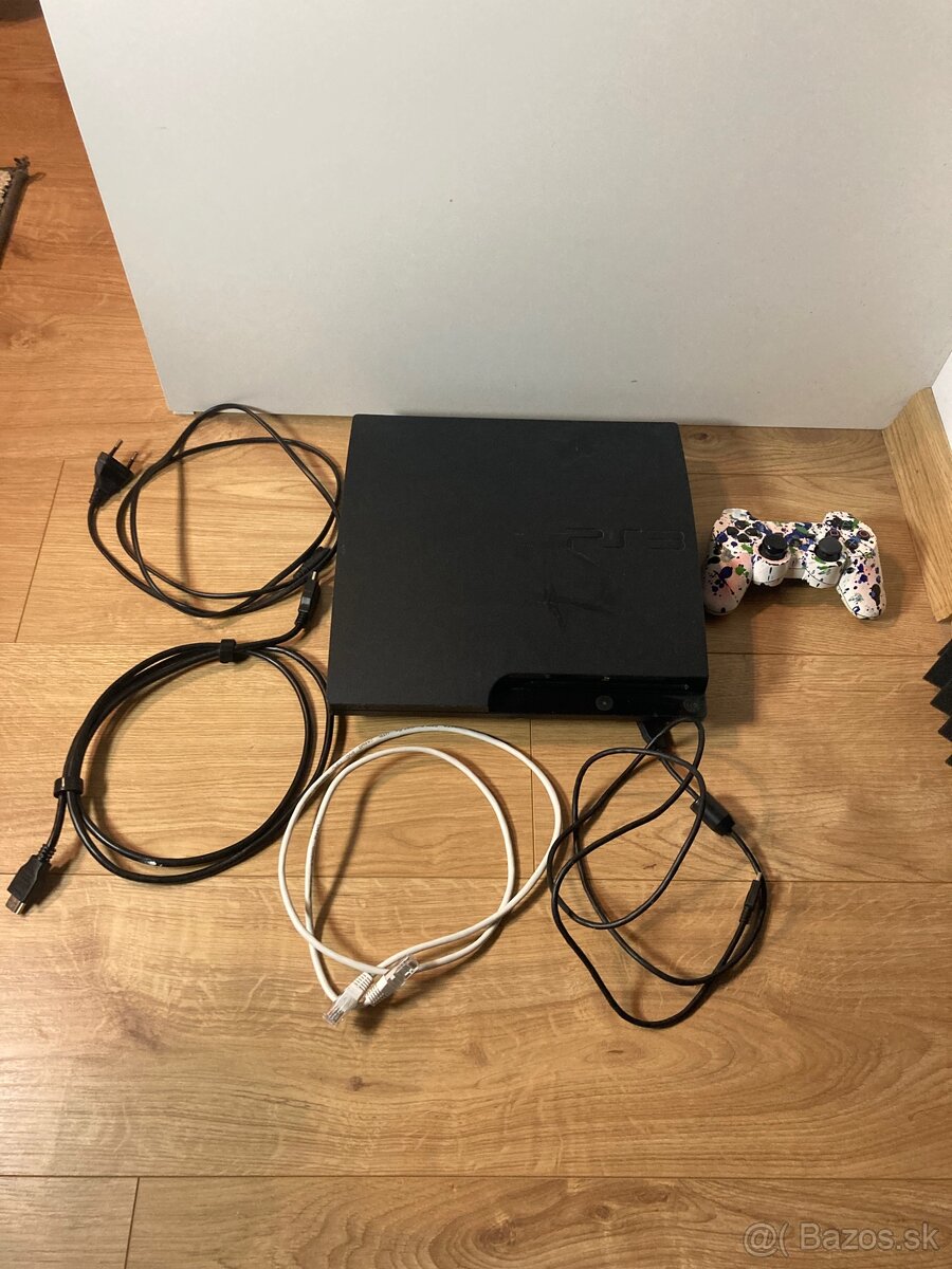 Predám ako nový jailbreaknutý Playstation 3 Slim