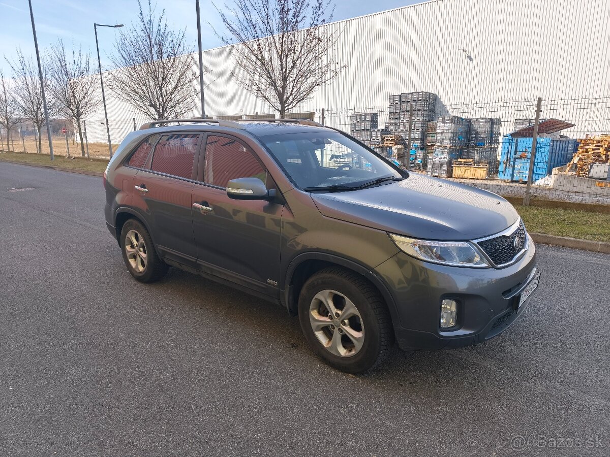 Kia Sorento 2.2 CRDI 4x4 automat 7 miestna verzia
