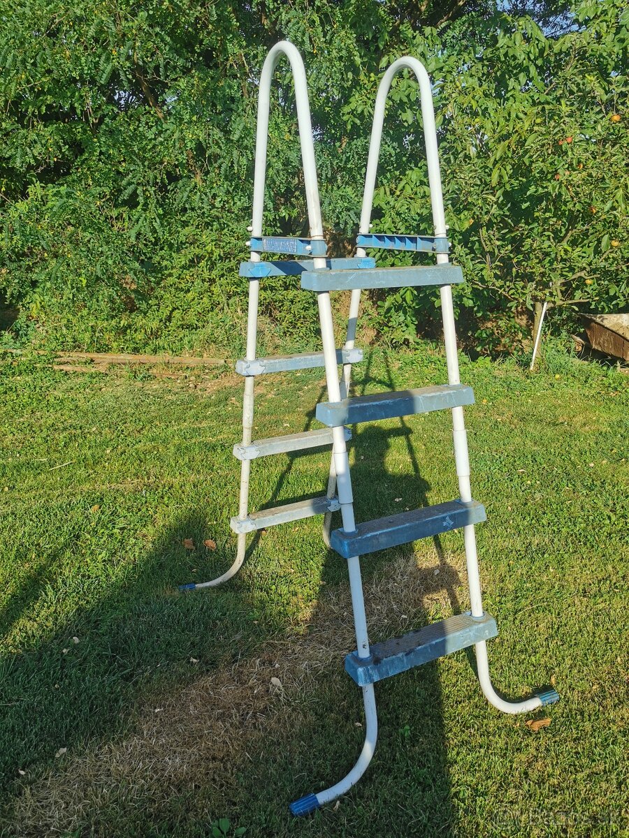 Bazénové schody 1,7m