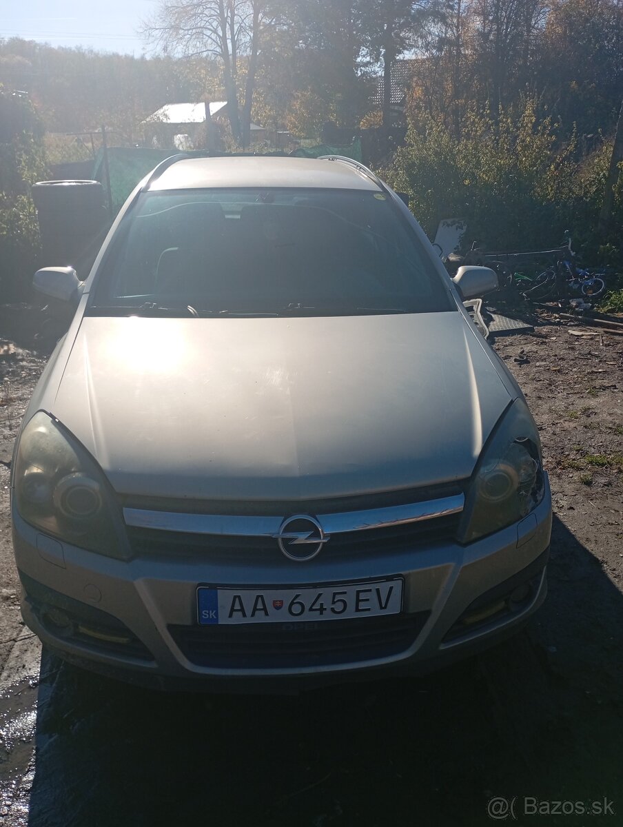 Rozpredám Opel Astra 1,6 benzín plyn 77kw