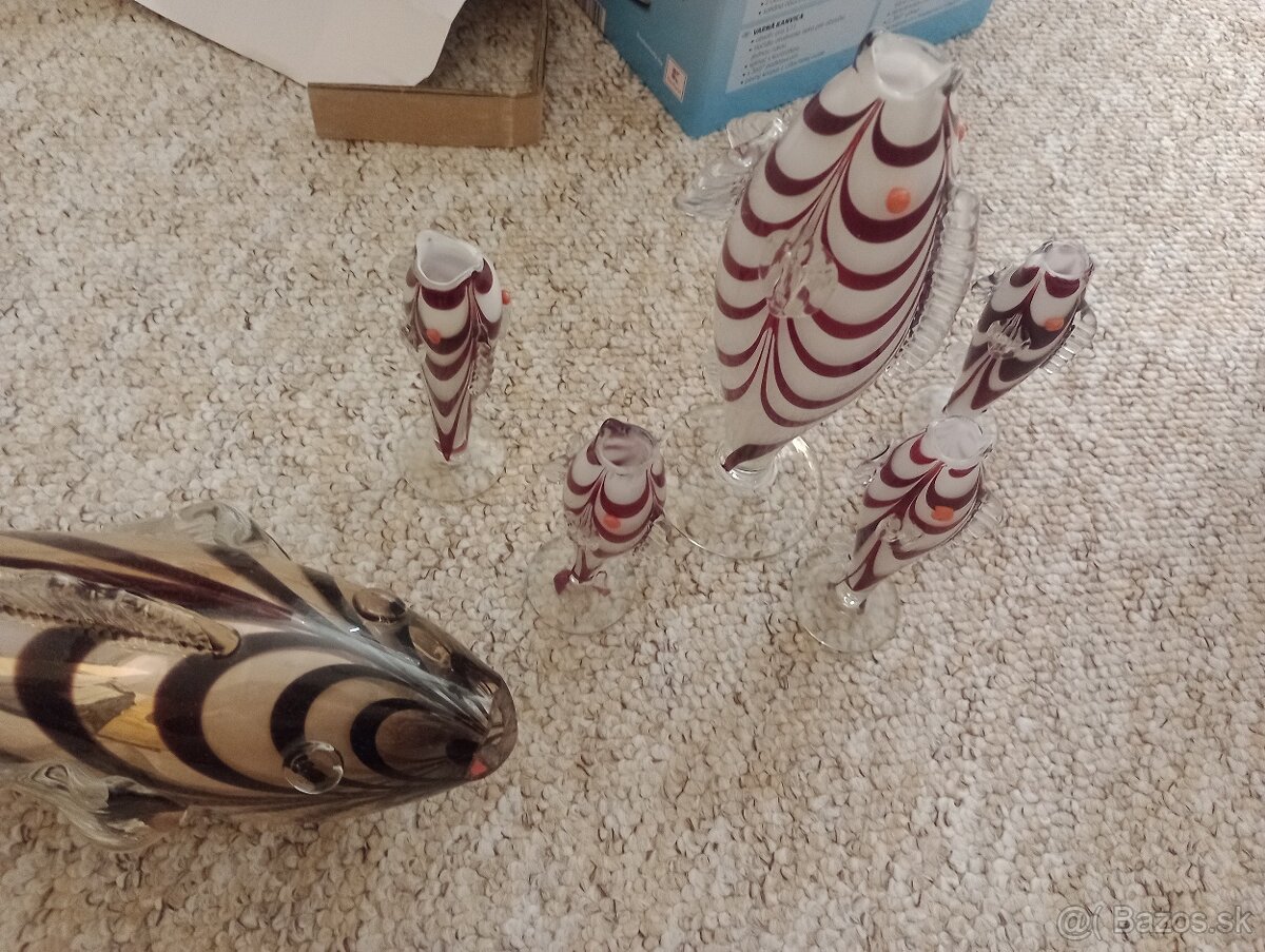 Sklené gýčové ryby vázy