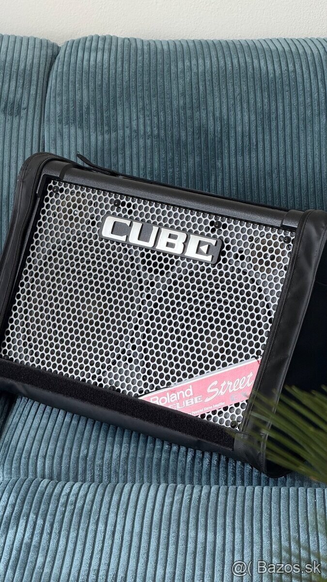 Roland Cube Street EX