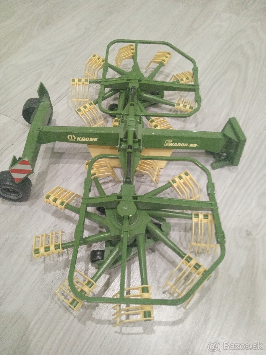 Bruder obracač,štiepačka a postavičky