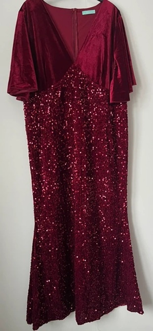 PEKNÉ PLESOVÉ ŠATY veľ.48/50