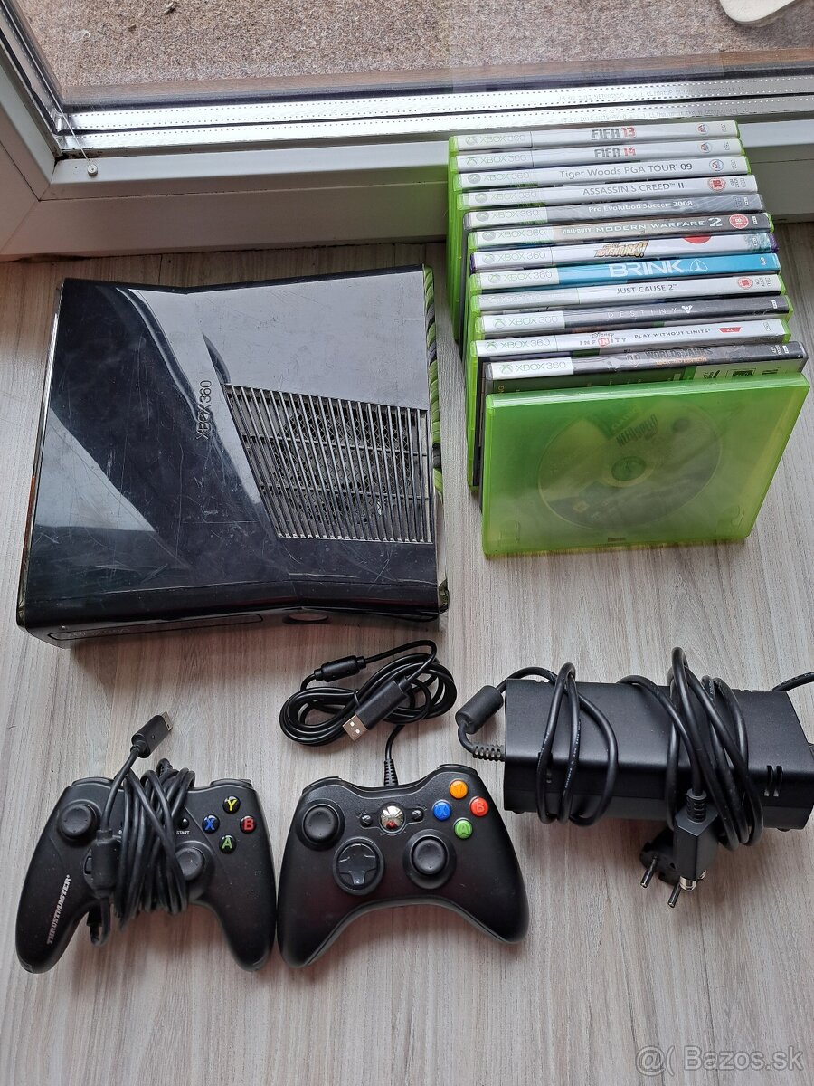 Xbox 360 S