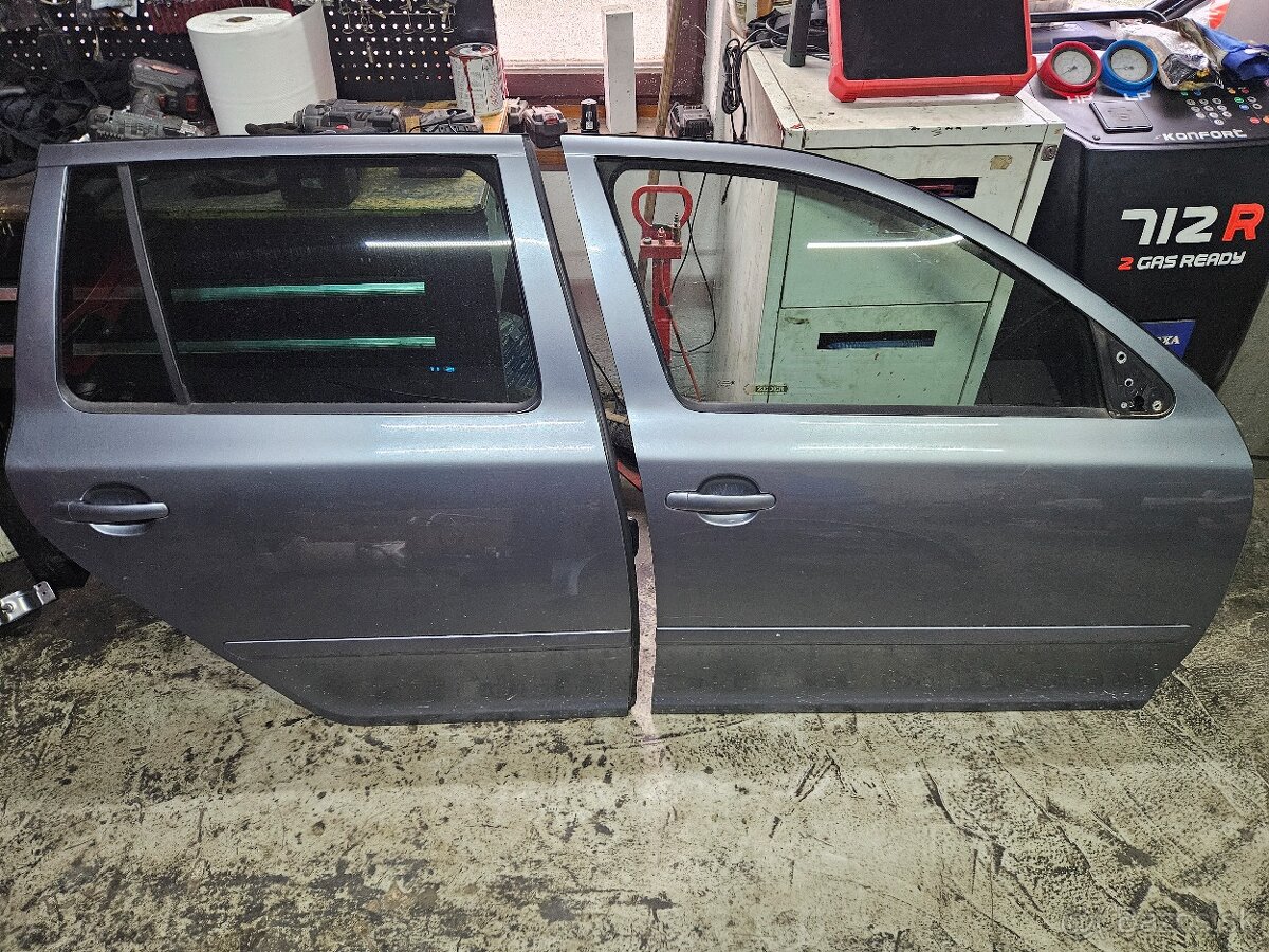 Škoda octavia 2 dvere