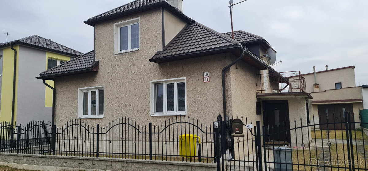 Na predaj starší RD v Spišskej Teplici