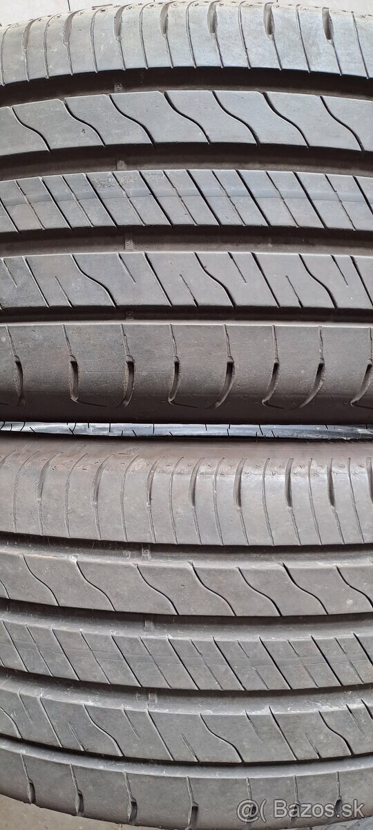 Predám 2ks jazdené letné 215/45r16-90V Good Year