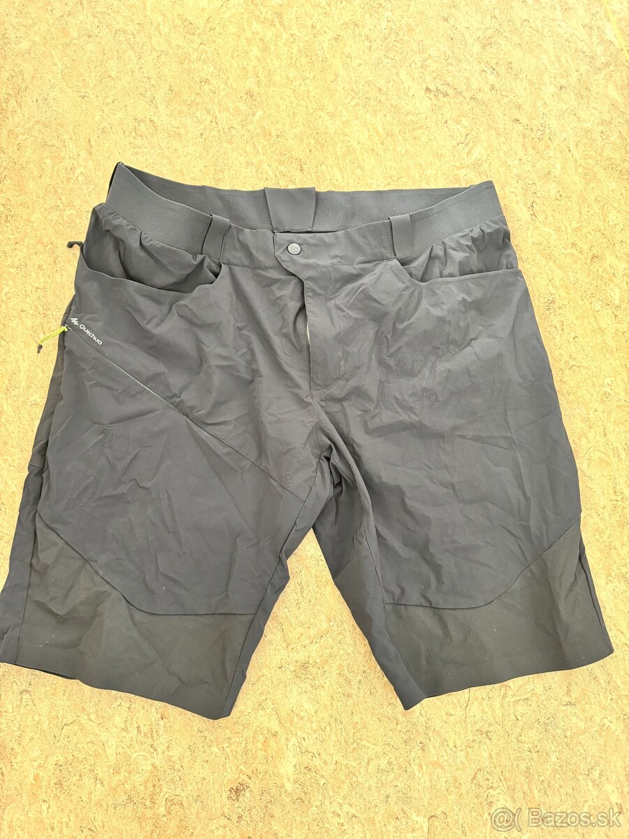 Decathlon turisticke kratase velkost XL