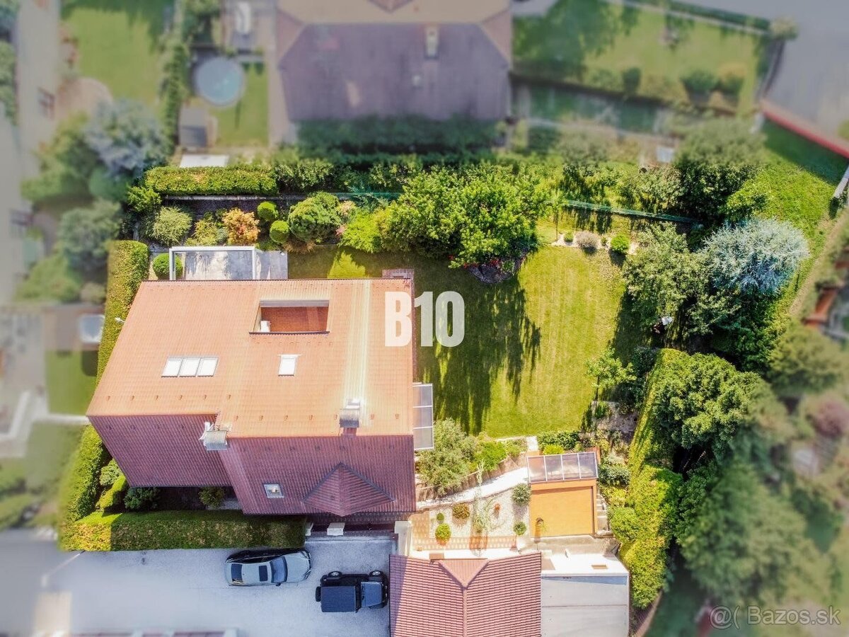 Príjemný rodinný dom vo vyhľadávanej lokalite Trenčína - Nad