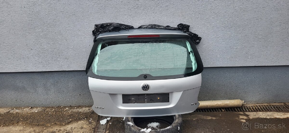 Predám kufrove dvere vw touran passat b6 b7