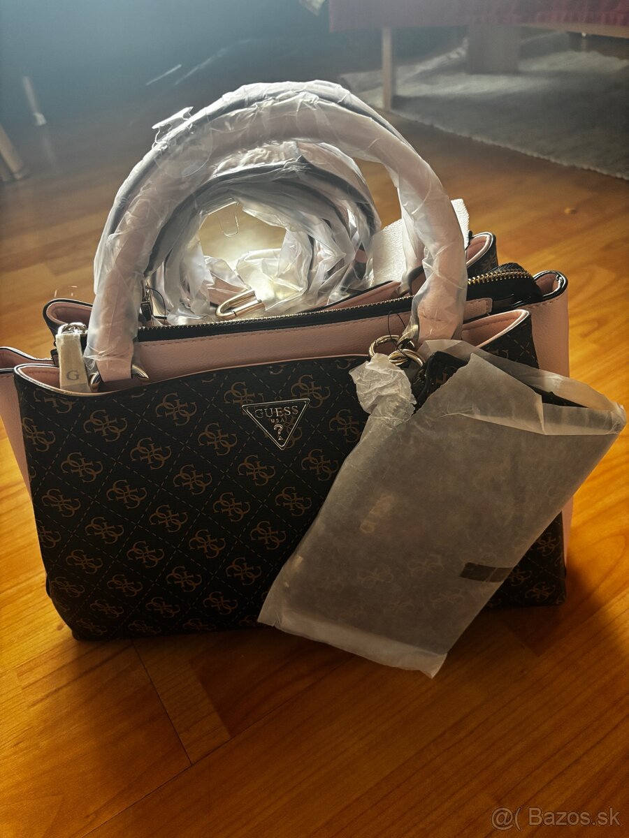Kabelka guess